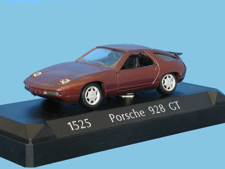 Модель 1:43 Porsche 928 GT