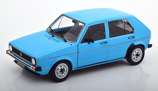 Модель 1:18 Volkswagen Golf I - light blue