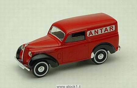 Модель 1:43 Renault JUVAQUATRE Van Break ANTAR
