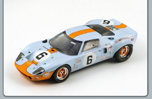 Модель 1:18 Ford GT40 №6 Winner Le Mans (Jacques Bernard Ickx - Jackie Oliver)
