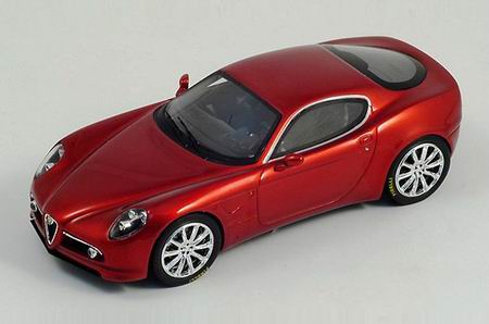 Модель 1:43 Alfa Romeo 8C