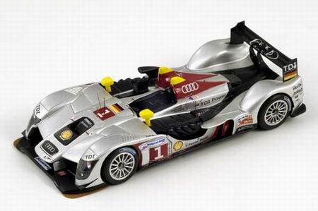 Модель 1:43 Audi R15 TDi №1 3rd 24h Le Mans (Rinaldo «Dindo» Capello - Tom Kristensen - Allan McNish)