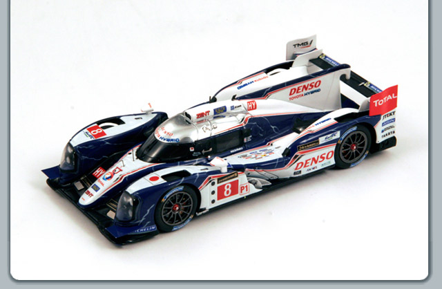 Модель 1:43 Toyota TS030 Hybrid №8 2nd Le Mans (Sebastien Olivier Buemi - Anthony Davidson - Stephane Sarrazin)