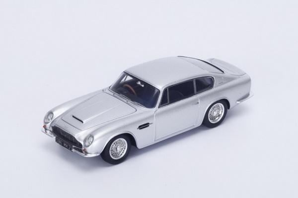 Модель 1:43 Aston Martin DB6 Mk II - silver