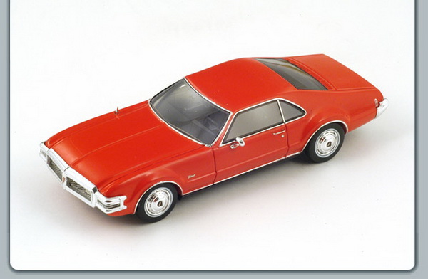 Модель 1:43 Oldsmobile Toronado - red