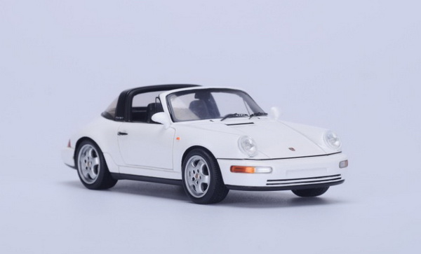 Модель 1:43 Porsche 964 targa - white