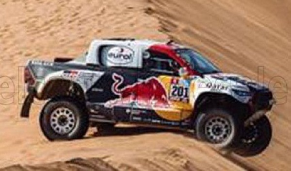 Модель 1:43 Toyota - Hilux Pick-Up Team Toyota Gazoo Racing Red Bull N 201 Winner Rally Dakar 2022 Nasser Al-Attiyah - Mathieu Baumel - Whi