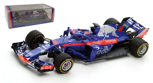 Модель 1:43 Red Bull Toro Rosso Honda STR13 №28 Race TBC (Brendon Hartley)