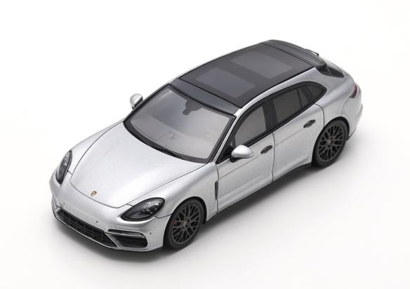 Модель 1:43 Porsche Panamera turbo Sport Turismo - silver