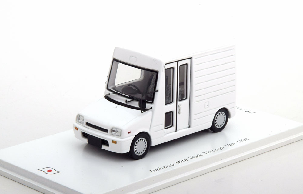 Модель 1:43 Daihatsu Mira Walk Trough Van 1990
