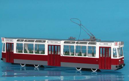 Модель 1:43 Трамвай ЛМ-68 Горький (серия 3401-3455)