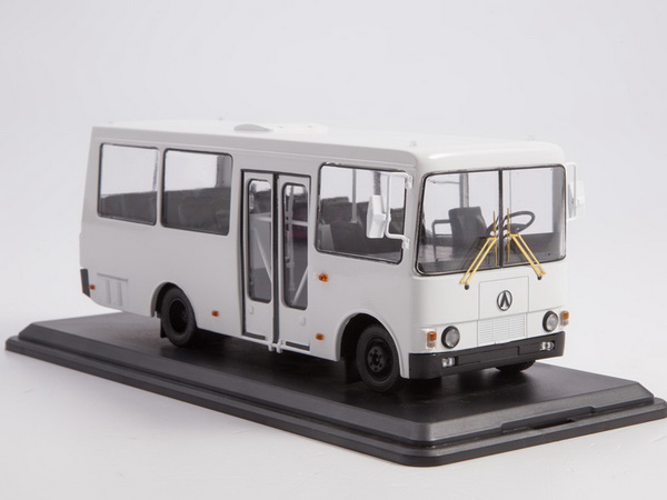 Модель 1:43 Автобус ЛАЗ-А073
