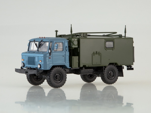 КШМ Р-142Н (66) Командно-Штабная Машина - голубой/хаки 100817 Модель 1:43