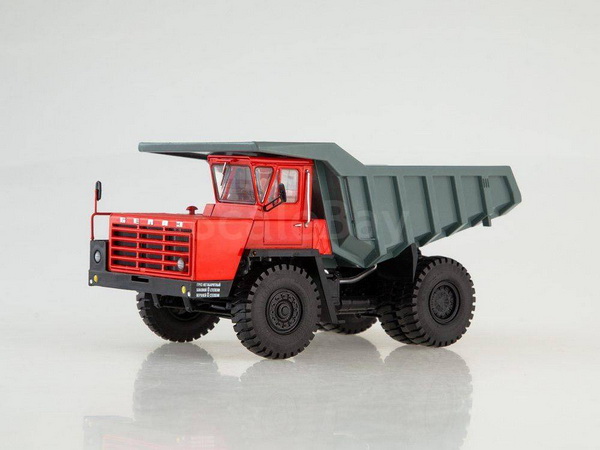 Модель 1:43 БелАЗ-540А карьерный самосвал - красный/серый