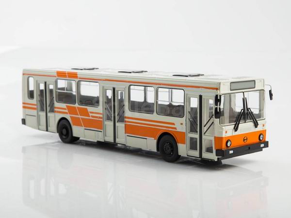 Модель 1:43 Городской автобус 5256