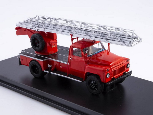 Модель 1:43 Пожарная автолестница АЛ-18