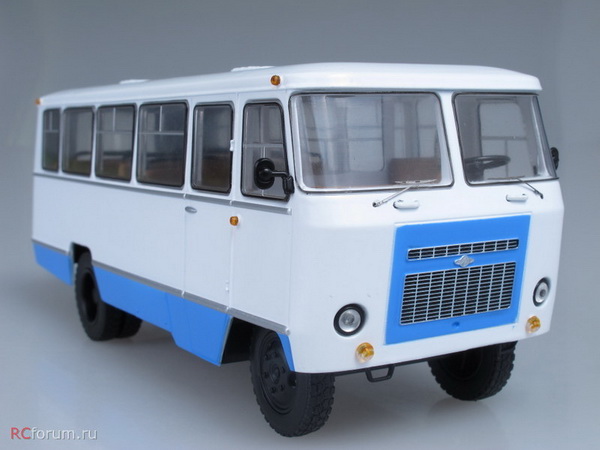 Г1А1-02 «Кубань» автобус (шасси 53-11)- белый/голубой SSM4008 Модель 1:43