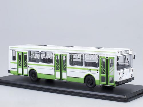 Модель 1:43 Автобус5256 городской - зелёный/белый