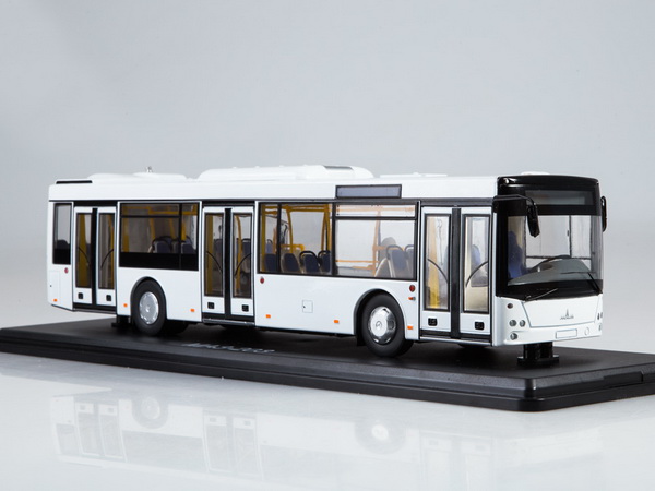 Модель 1:43 МАЗ-203 автобус городской - белый