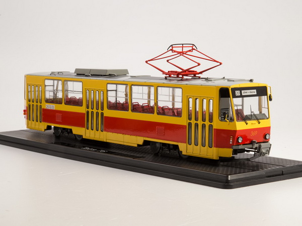 Модель 1:43 Tatra T6B5 (трамвай) - yellow/red