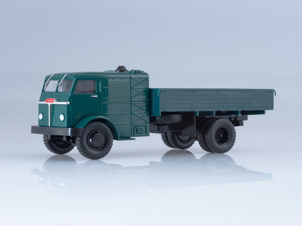 Модель 1:43 НАМИ-012 Паровой грузовой автомобиль