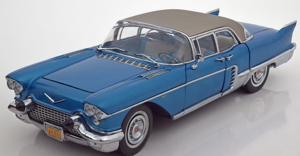 Модель 1:18 Cadillac Eldorado Brougham - blue