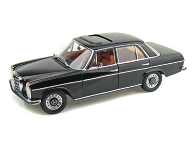 Модель 1:18 Mercedes-Benz /8 (W115) Saloon - black
