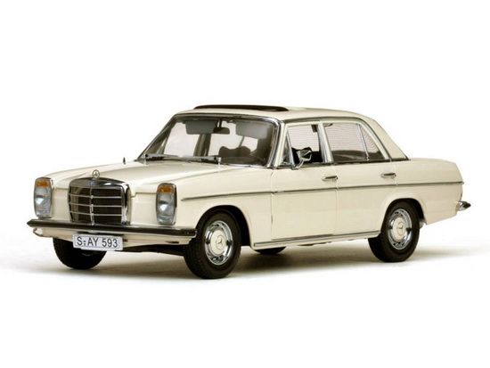 Модель 1:18 Mercedes-Benz 220/8 Limousine - white (Platinum series)