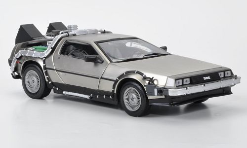 Модель 1:18 DeLorean DMC-12 «Time Machine» «Back to the Future» Part I