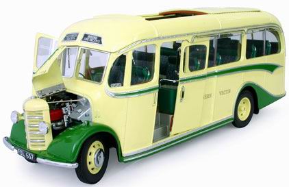 Модель 1:24 Bedford OB Duple Vista Coach Southern Vectis