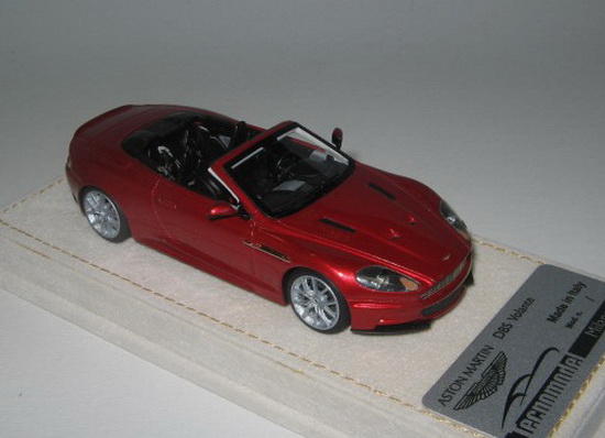 Модель 1:43 Aston Martin DBS Volante - volcano red