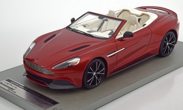 Модель 1:18 Aston Martin Vanquish Volante - red