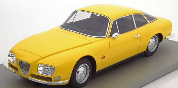 Модель 1:18 Alfa Romeo 2600 SZ Zagato - yellow