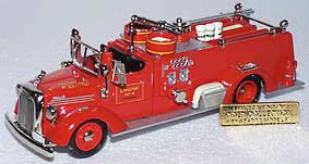Модель 1:43 Mack 95 1000 GAL.Pumper «Ellensburg» GOLD COL. - red
