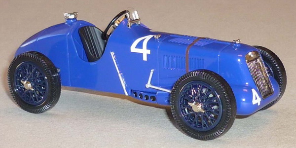 Модель 1:32 MG R №4 Ecurie Jacques Menier Class-winner GP de France (Philippe Maillard-Brune) - blue