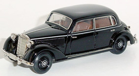 Модель 1:43 Mercedes-Benz 230 Limousine (W153) - black