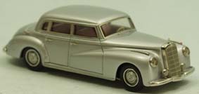 mercedes-benz 300 limousine (w186) «adenauer» - silver M43063-2 Модель 1:43