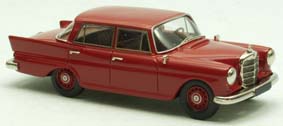 Mercedes-Benz 190 C (4-door) Saloon - red M43077-2 Модель 1:43