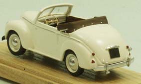 ford taunus 10m cabrio «deutsch» - white UB007-1 Модель 1:43
