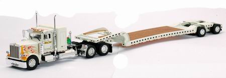 Модель 1:53 Peterbilt 388 with 36 Flattop Sleeper with New Rackley Lowboy in White with Flames
