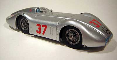 Модель 1:43 Mercedes-Benz «Stromlinienwagon» Avus-Rennen Race Winner: 162.61 m.p.h. Hermann Lang (№37) or Rudolph Caracciola (№35)