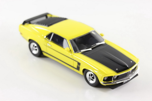 Ford Mustang Mach I - yellow/black