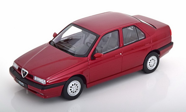 Модель 1:18 Alfa Romeo 155 - 1996 - Red met.