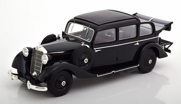 Модель 1:18 Mercedes-Benz 260D Pullman (semi-open) 1936 - Black