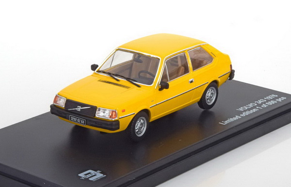 Модель 1:43 Volvo 343 - yellow (L.E.600pcs)
