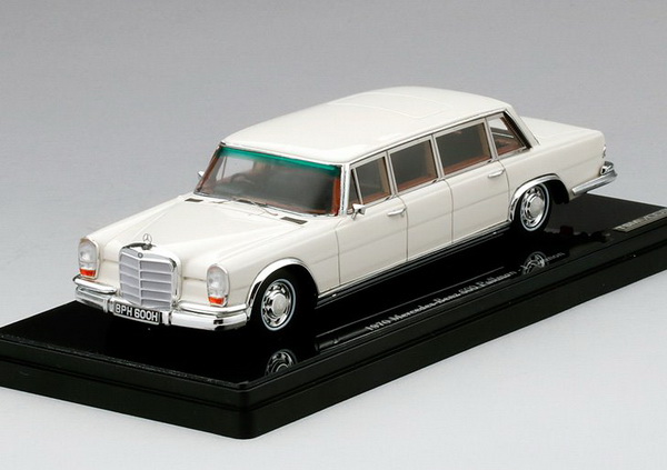 Модель 1:43 Mercedes-Benz 600 Pullman - John Lennon - white
