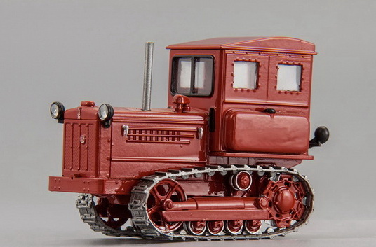 Модель 1:43 КД-35 трактор гусеничный - красный