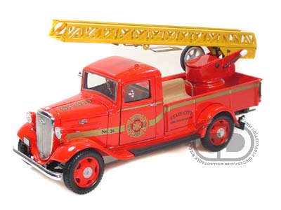 chevrolet pickup fire truck - red UR18628 Модель 1:24