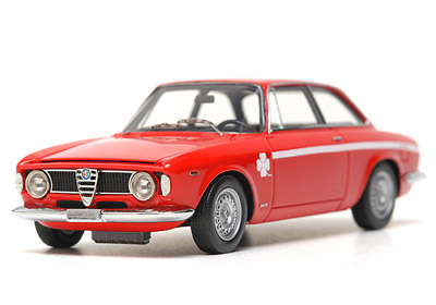 Модель 1:43 Alfa Romeo Giulia 1300 Junior - red