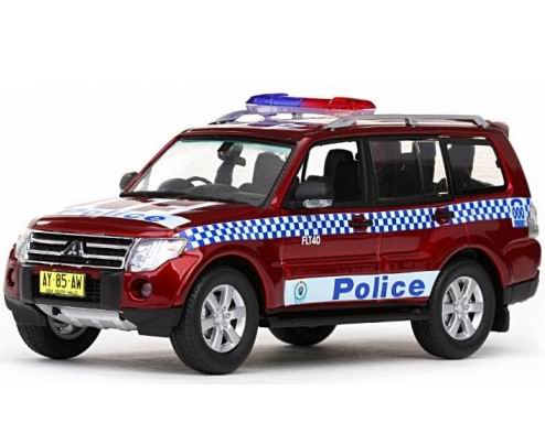 Модель 1:43 Mitsubishi Pajero «Police» (Полиция Австралии)
